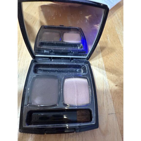 CHANEL Ombres Contraste Duo eye shadow palette of 2 20 Taupe Delicat No Box - Picture 1 of 3